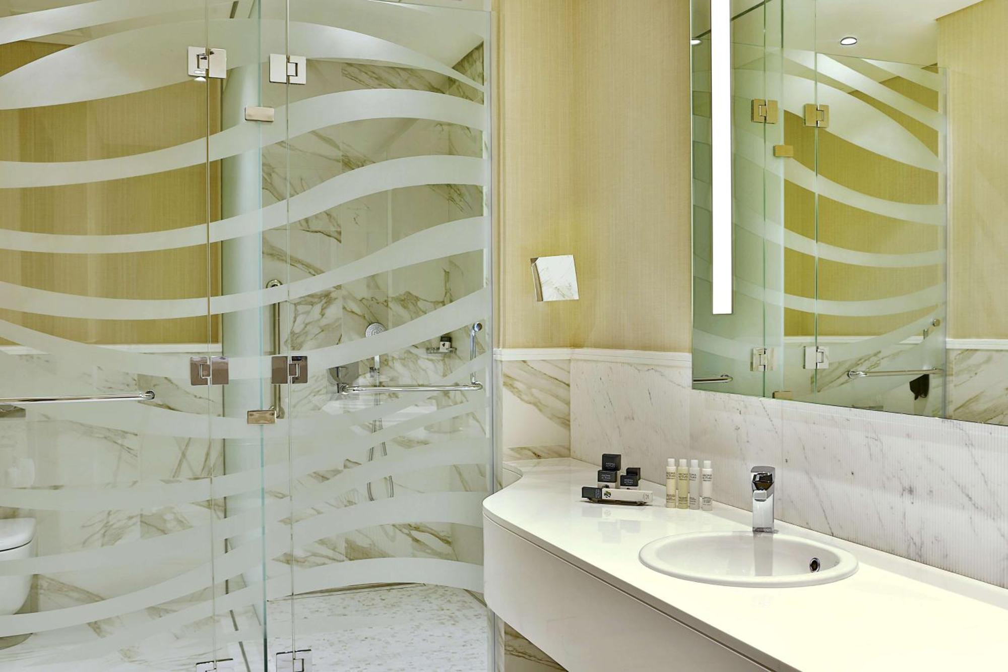 Suite Junior Lit King-Size - Vue sur Mer - Étage Supérieur