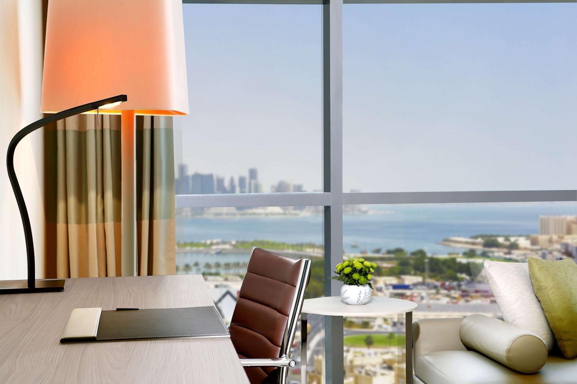 Chambre Lit King-Size - Vue sur Mer et Horizon